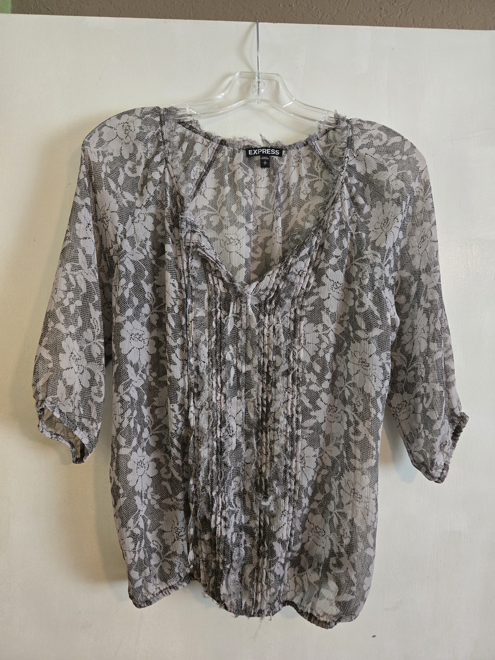 Express Women's Gray Floral Lace Blouse